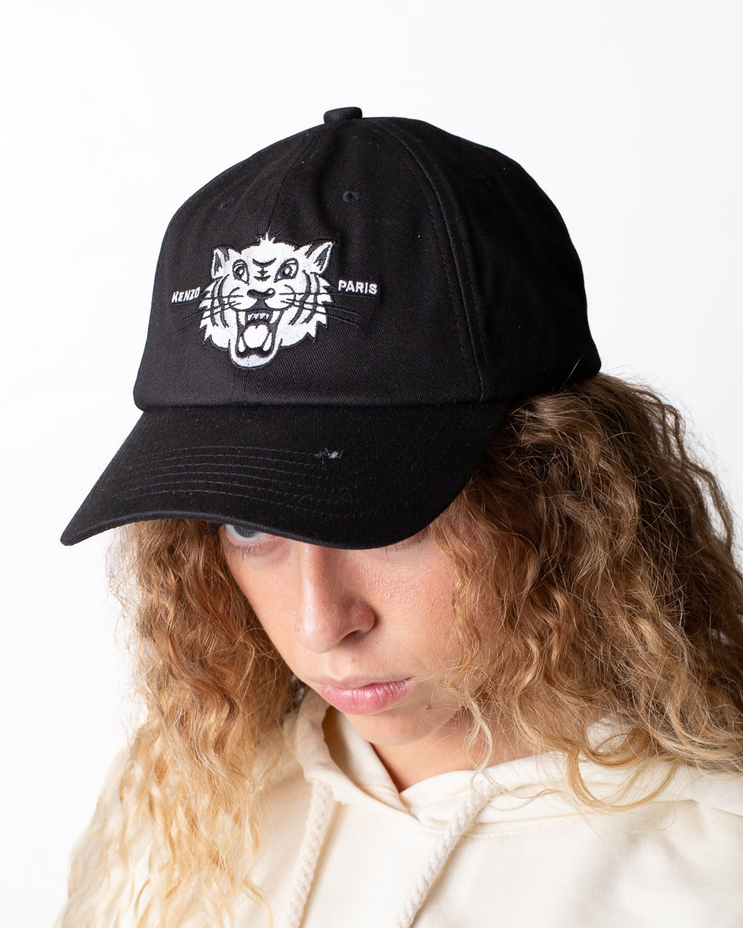 Cappello Kenzo Paris con ricamo "Happy Tiger"
