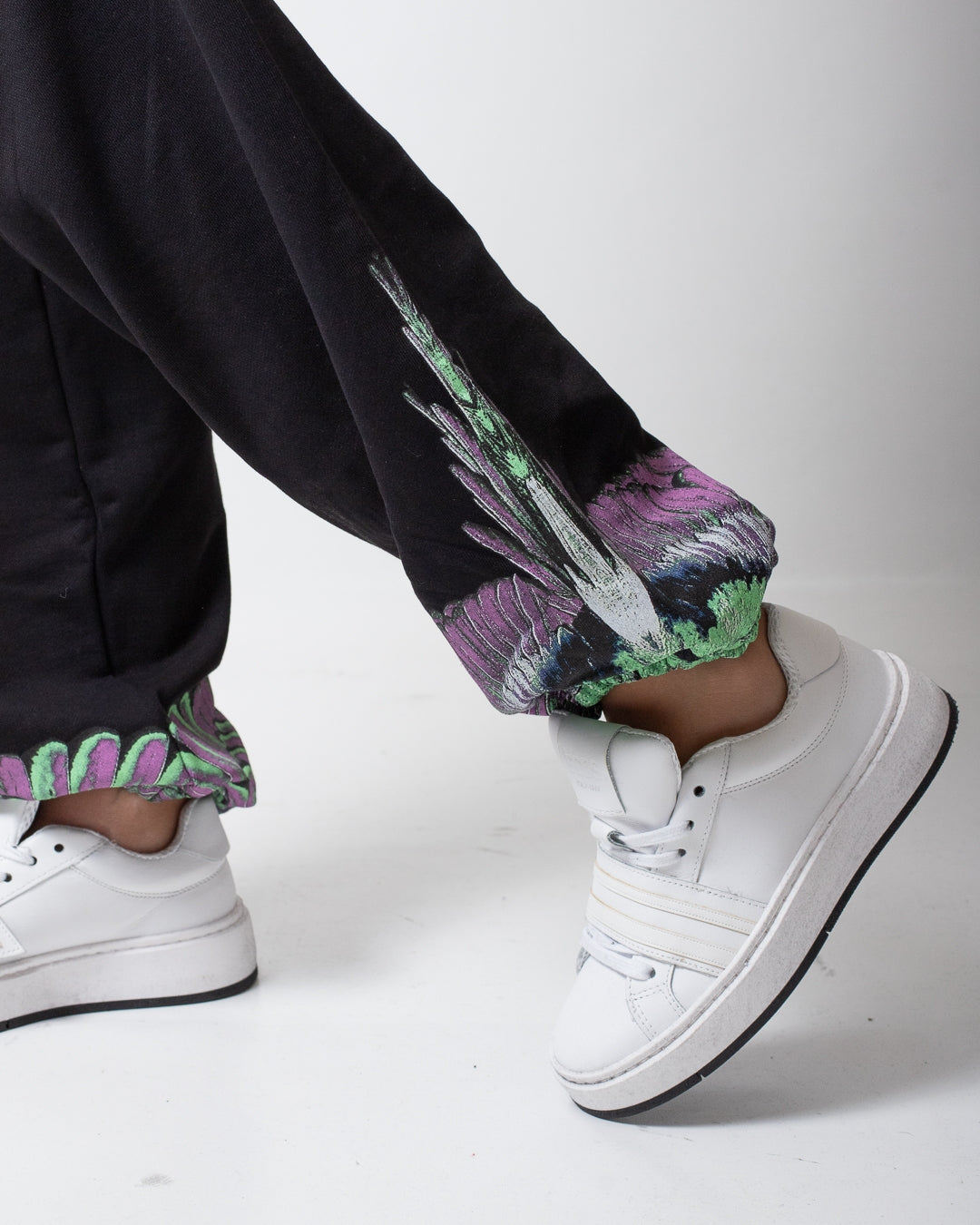 Pantalone Marcelo Burlon in felpa "Wings" donna