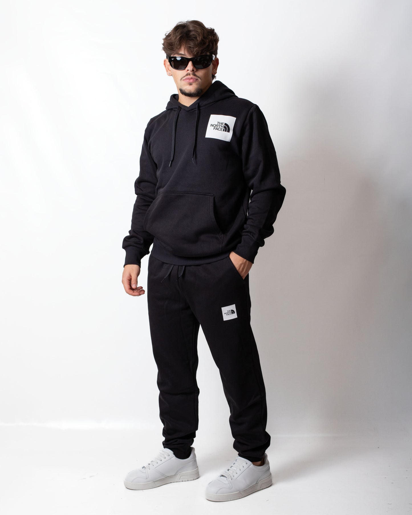 Felpa The North Face con cappuccio e logo a contrasto uomo