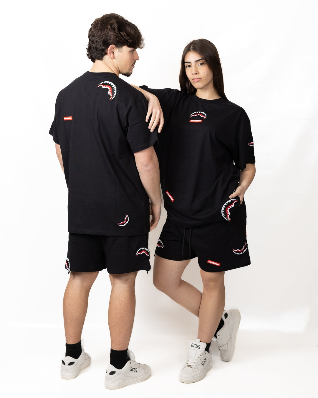 T-Shirt Sprayground "Shark Patches black"