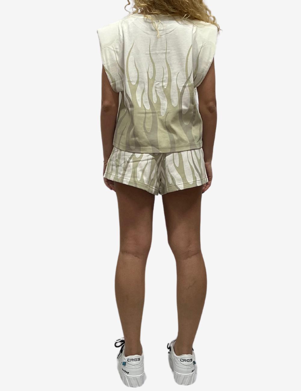 Short Vision of super con fiamme donna