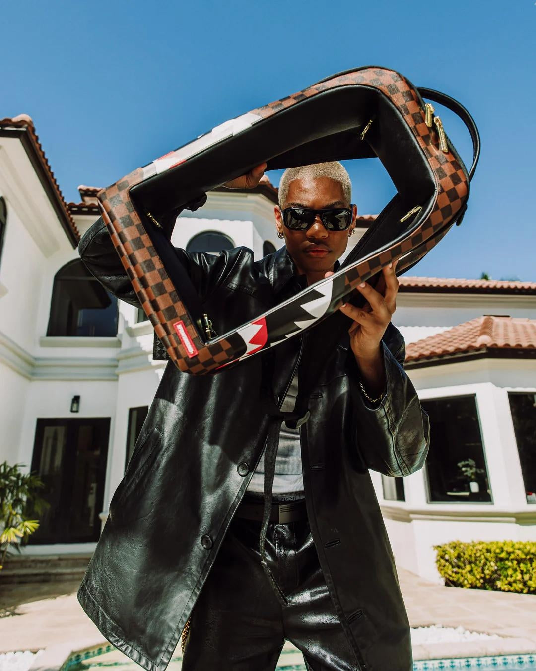 Zaino Sprayground marrone Sharks in a hole in paris dlxsv backpack