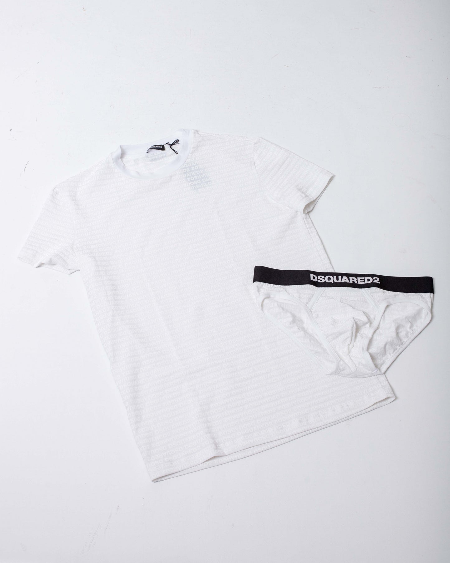 T-Shirt e slip Dsquared2 con logo stampato all-over uomo