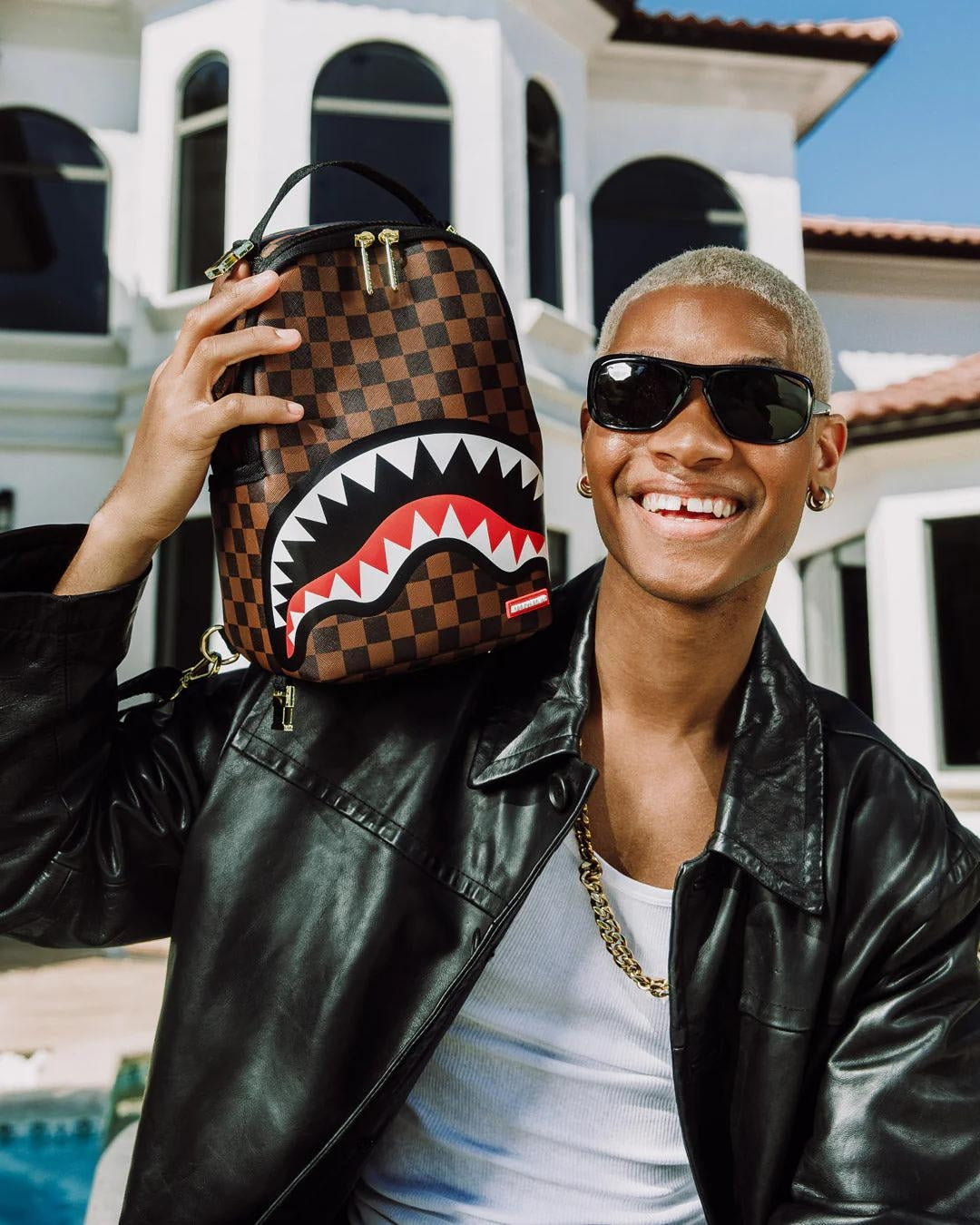 Zaino Sprayground marrone Sharks in a hole in paris dlxsv backpack