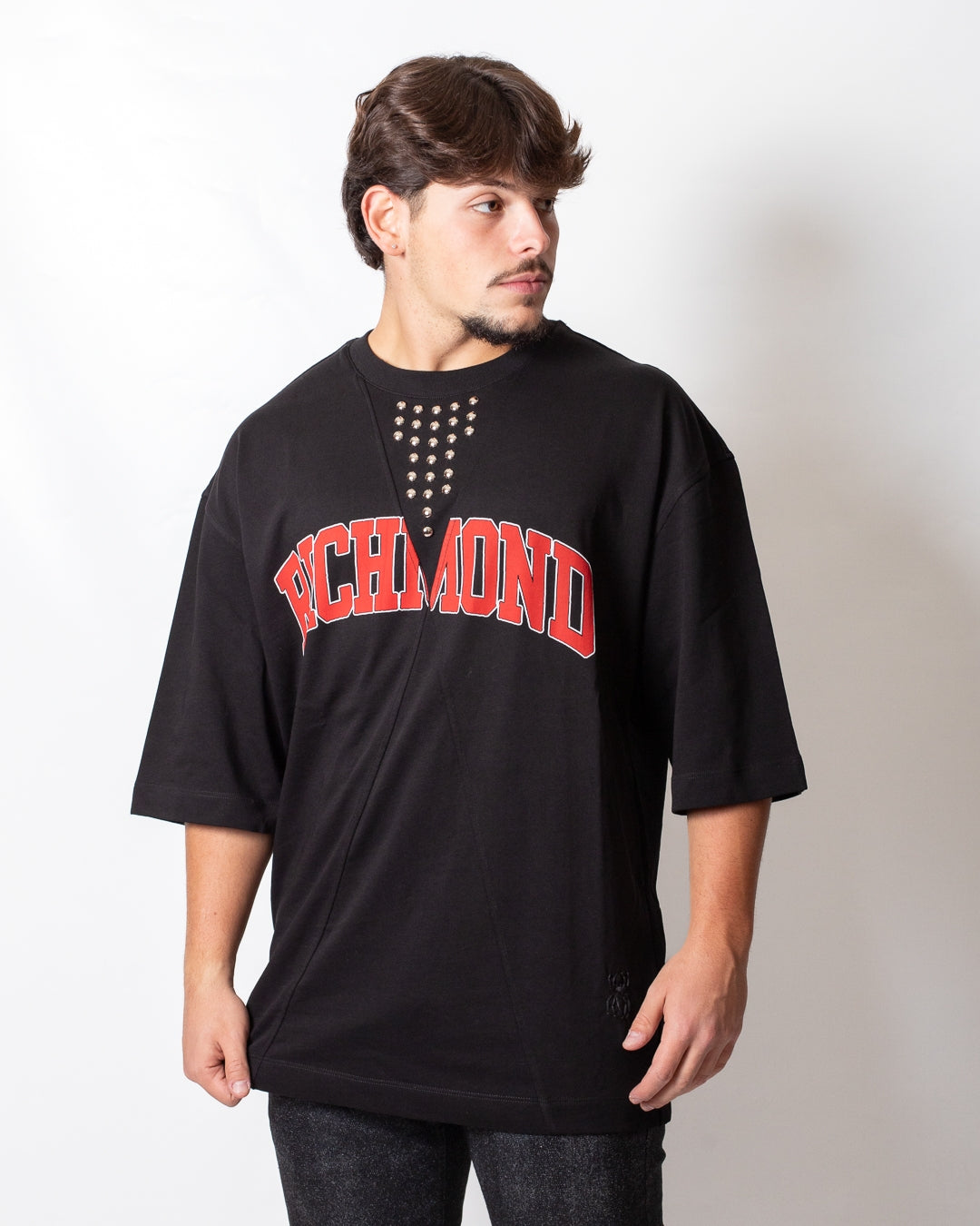 T-Shirt John Richmond over con logo e borchie uomo