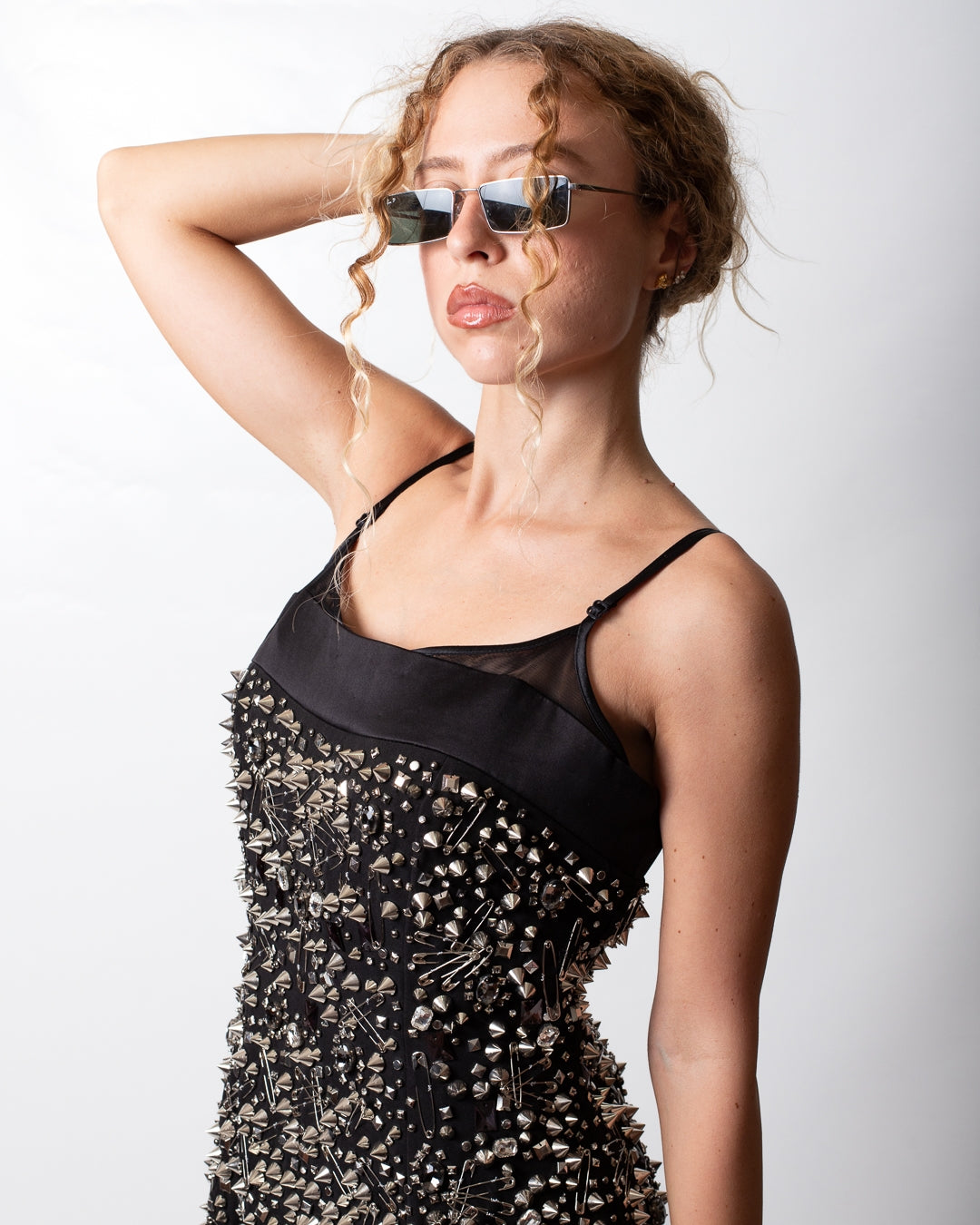 Abito John Richmond con borchie, graffette e strass donna