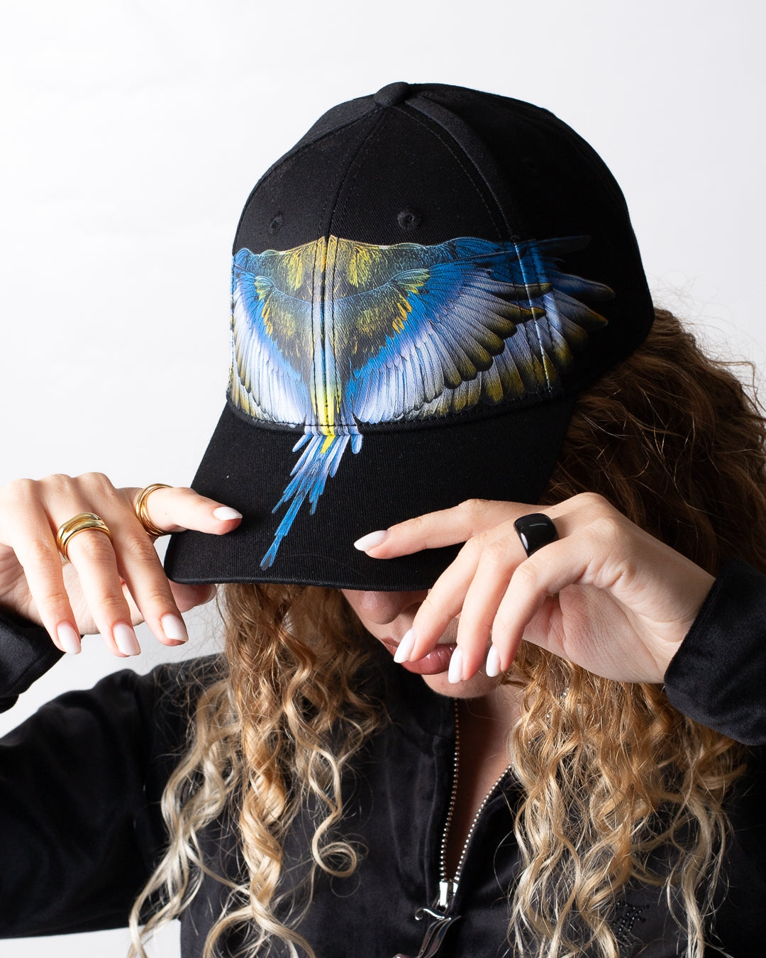 Cappello Marcelo Burlon con visiera "Wings Colorfull Blue"