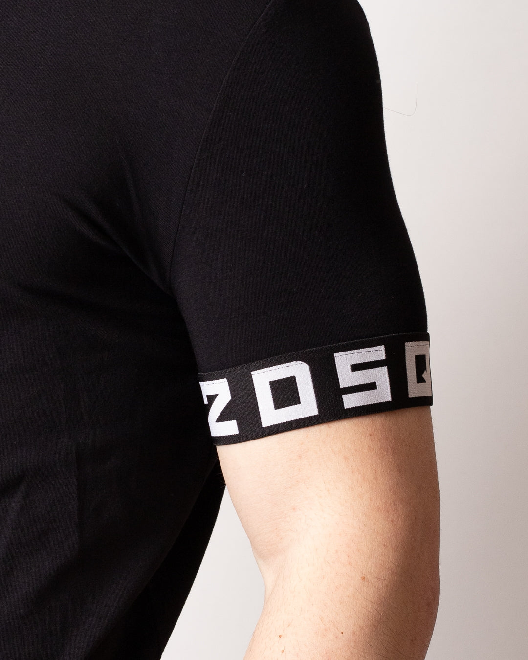 T-Shirt Dsquared2 con etichetta e fascia jacquard uomo