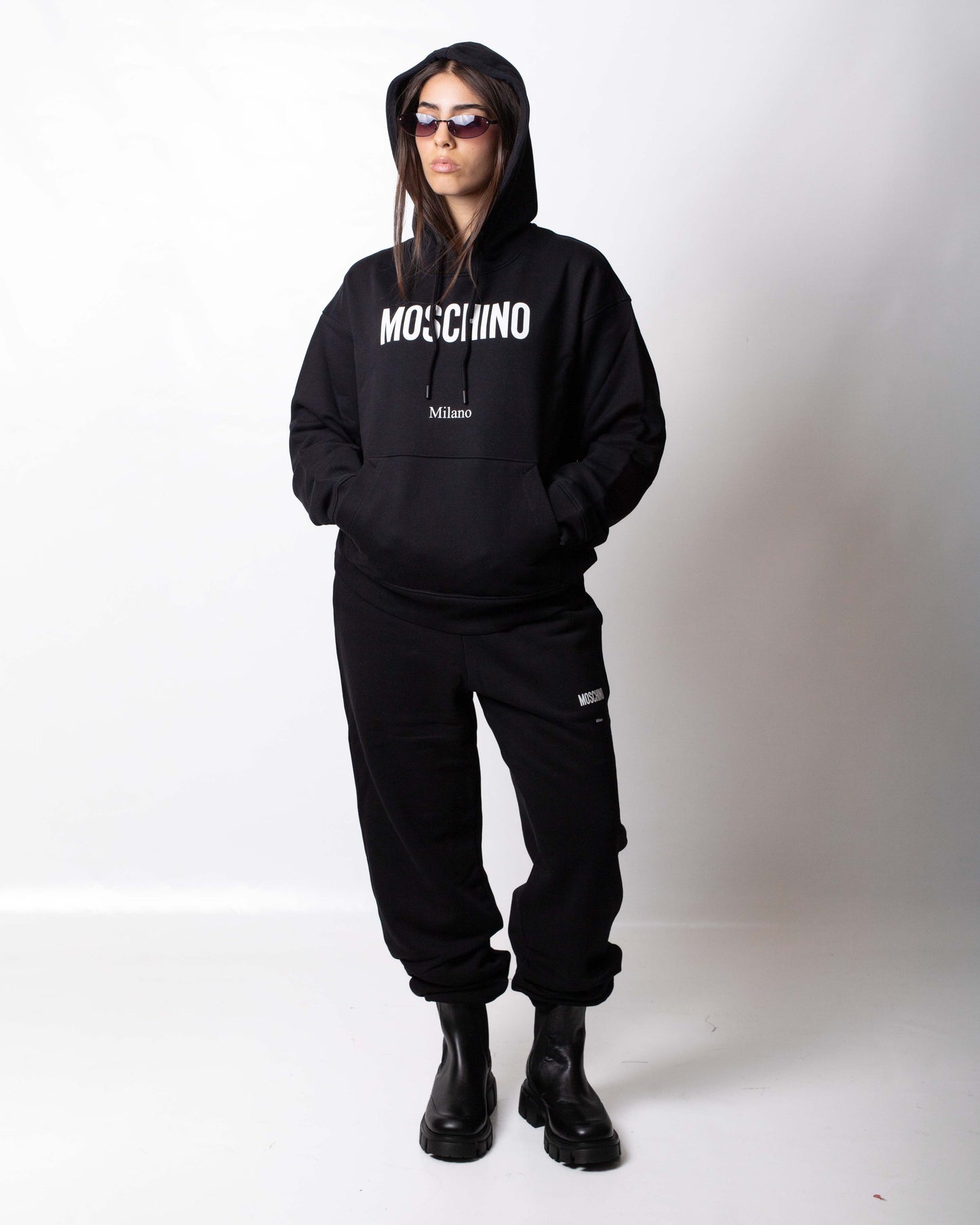 Felpa Moschino con cappuccio e logo basic