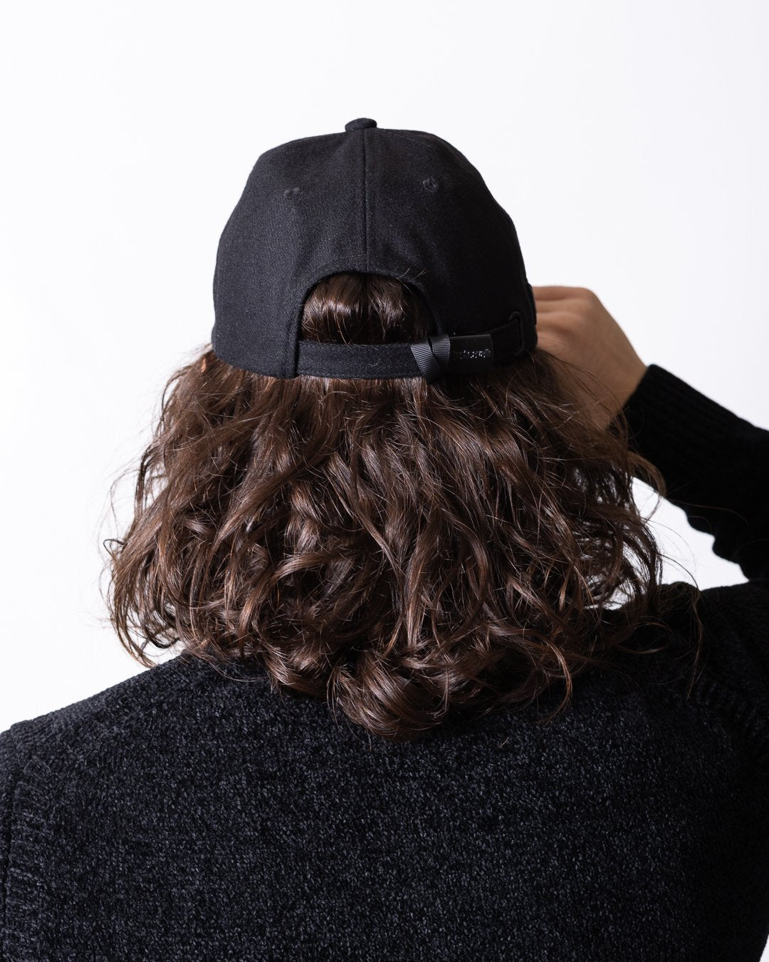 Cappello Just Cavalli in lana ed ecopelle con visiera e logo in rilievo