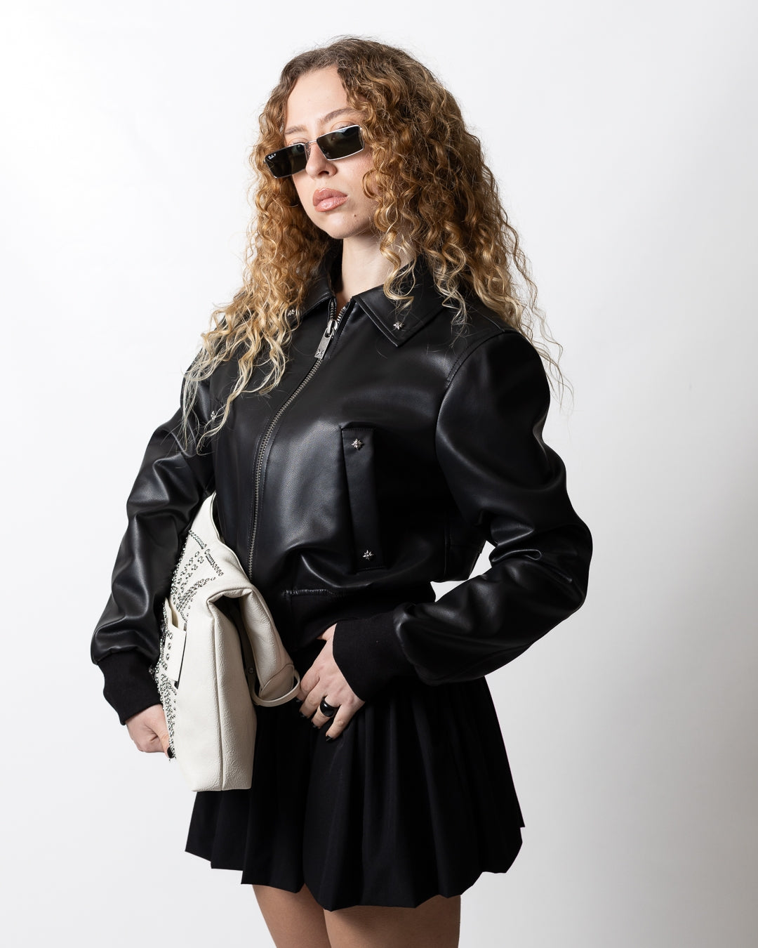 Borsa John Richmond in pelle con borchie e gioielli donna