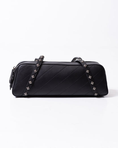 Borsa John Richmond con logo "JR" e borchie