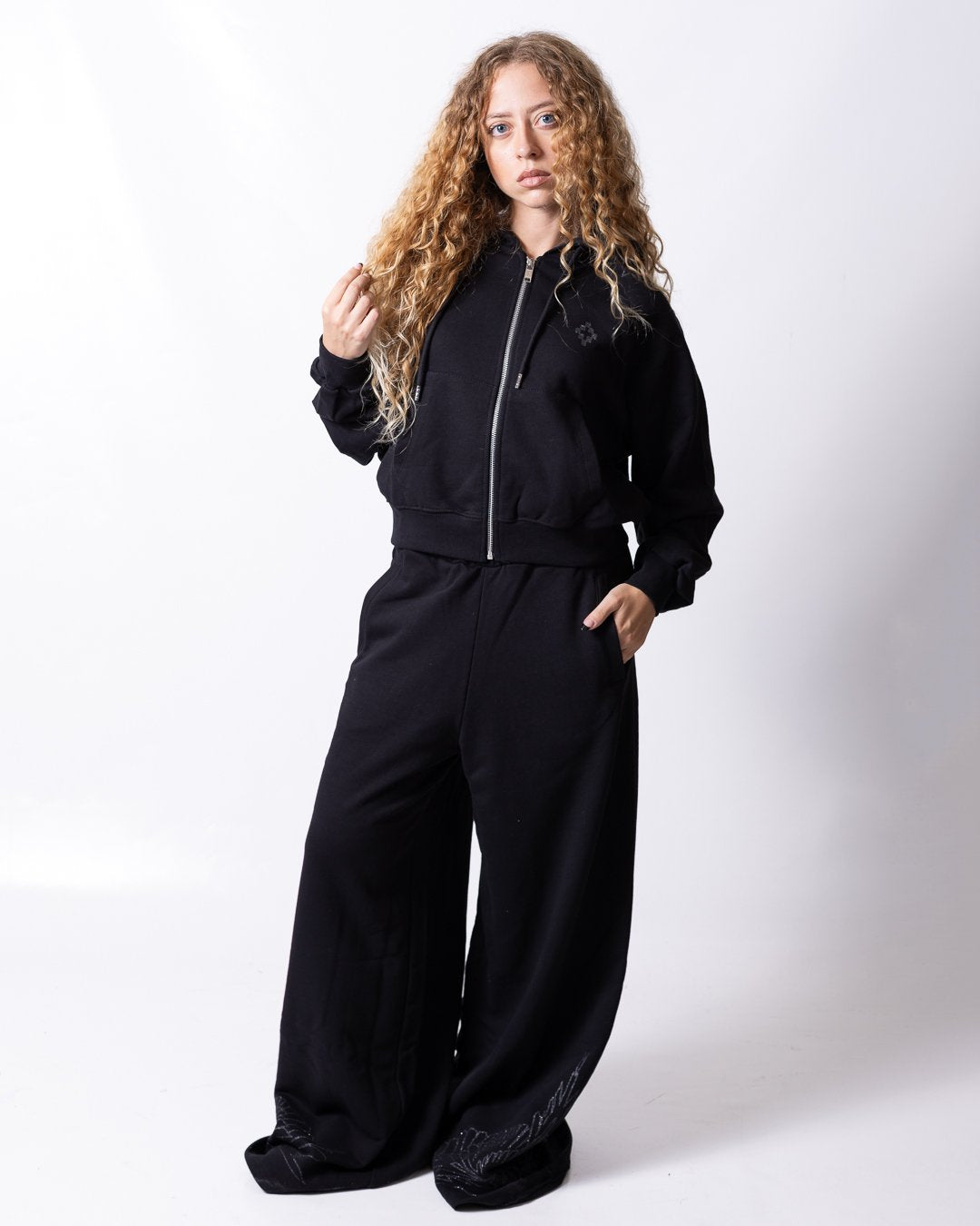 Felpa County of Milan full zip con cappuccio e grafica brillantinata sul retro