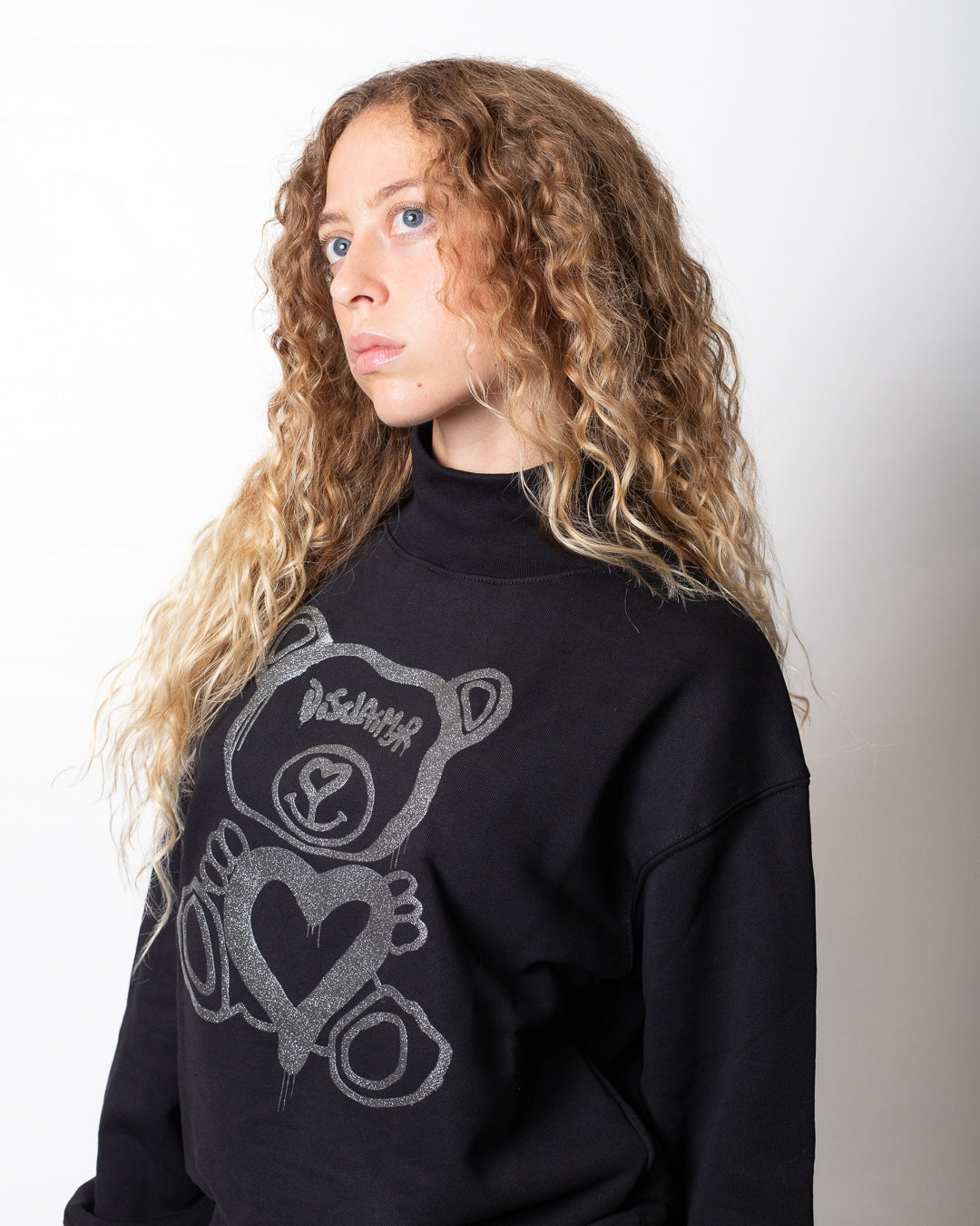 Felpa Disclaimer a collo alto con stampa teddy donna