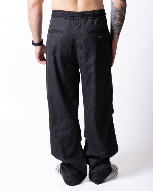 Pantalone Iceberg in lana mix di tessuti e fibbia a scatto logata