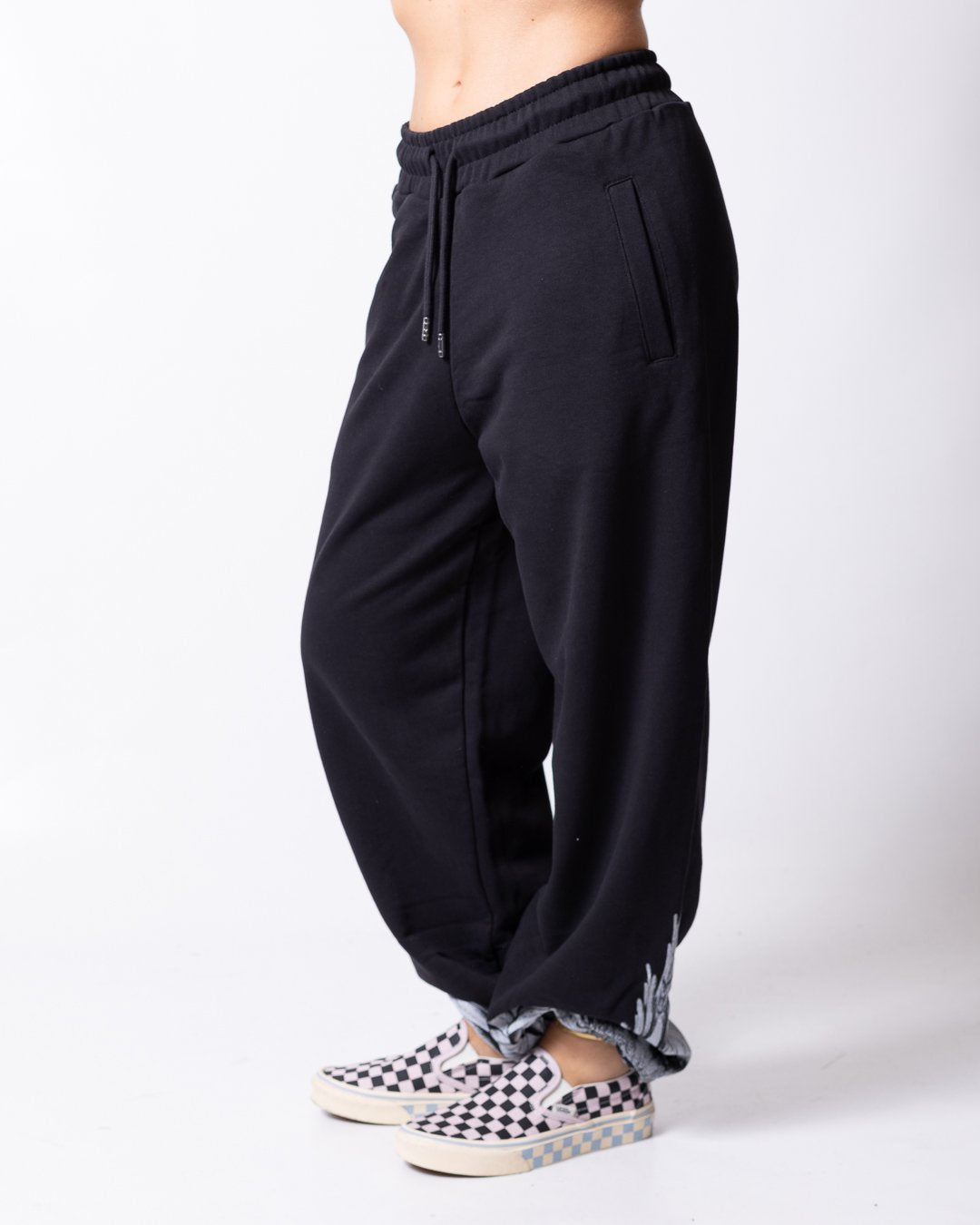 Pantalone County of Milan con grafica ali donna