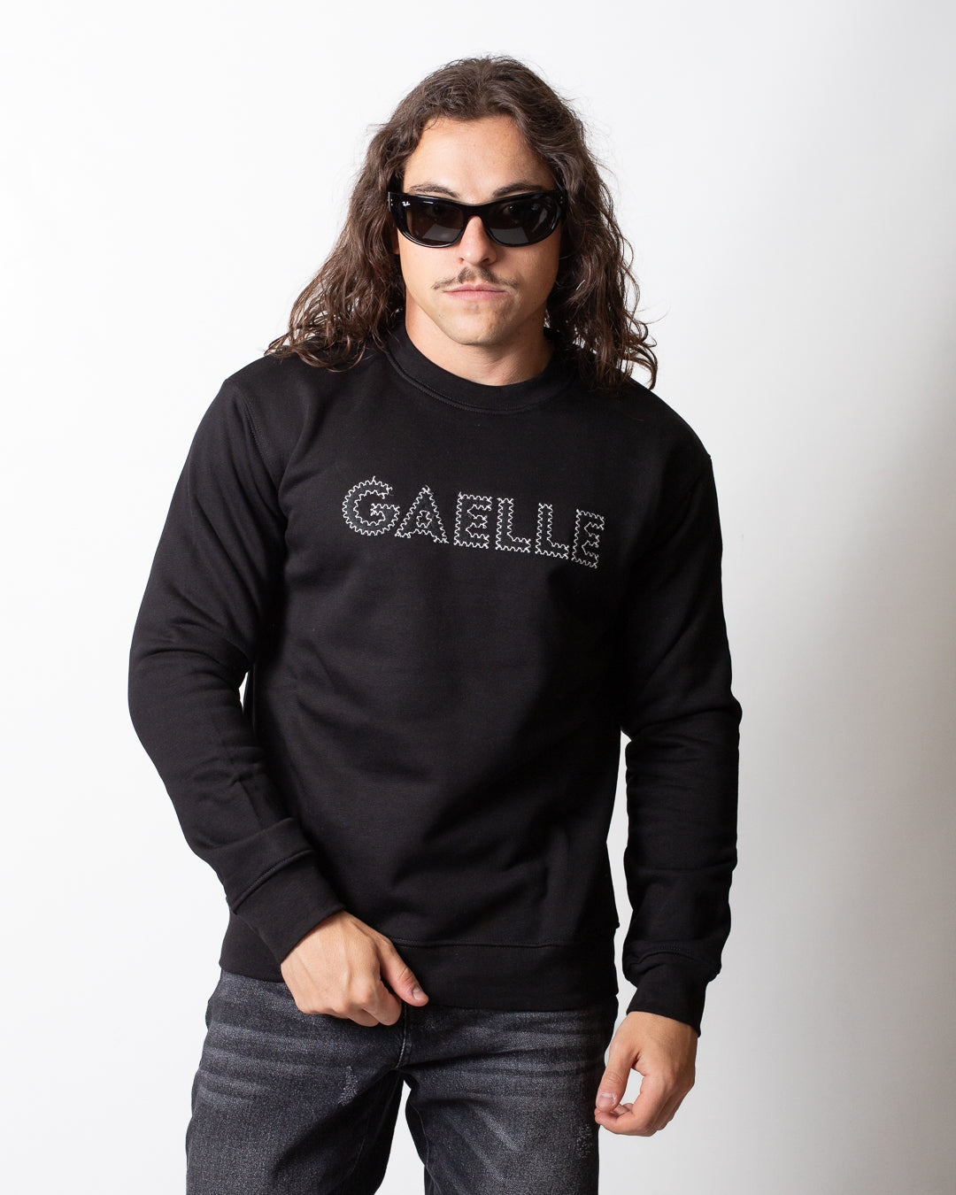 Felpa Gaelle girocollo con logo ricamato uomo
