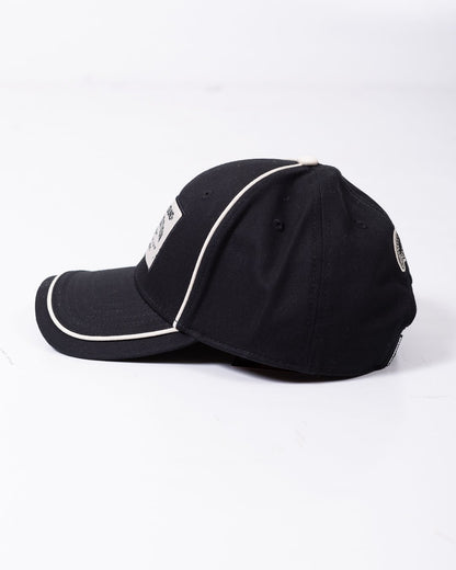 Cappello Sprayground con visiera e logo patch black and white