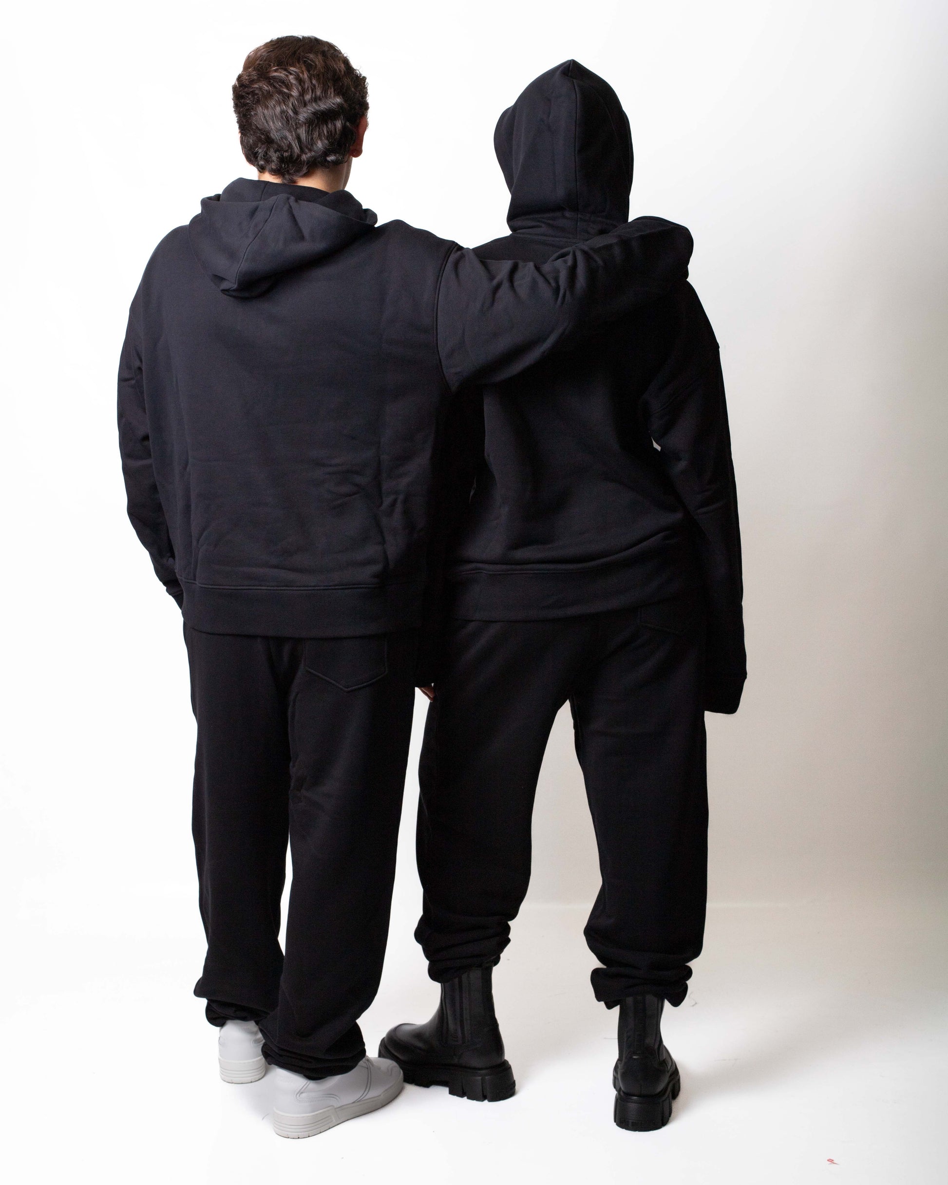 Felpa Moschino con cappuccio e logo basic