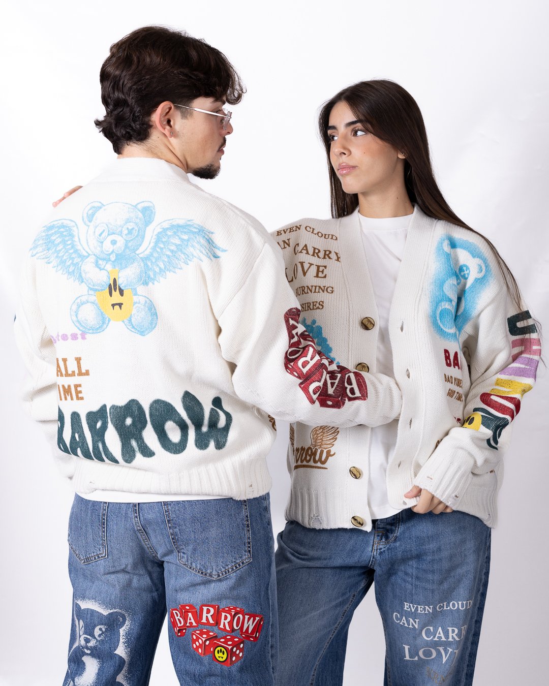 Cardigan Barrow in lana con stelle, rotture e logo ricamato