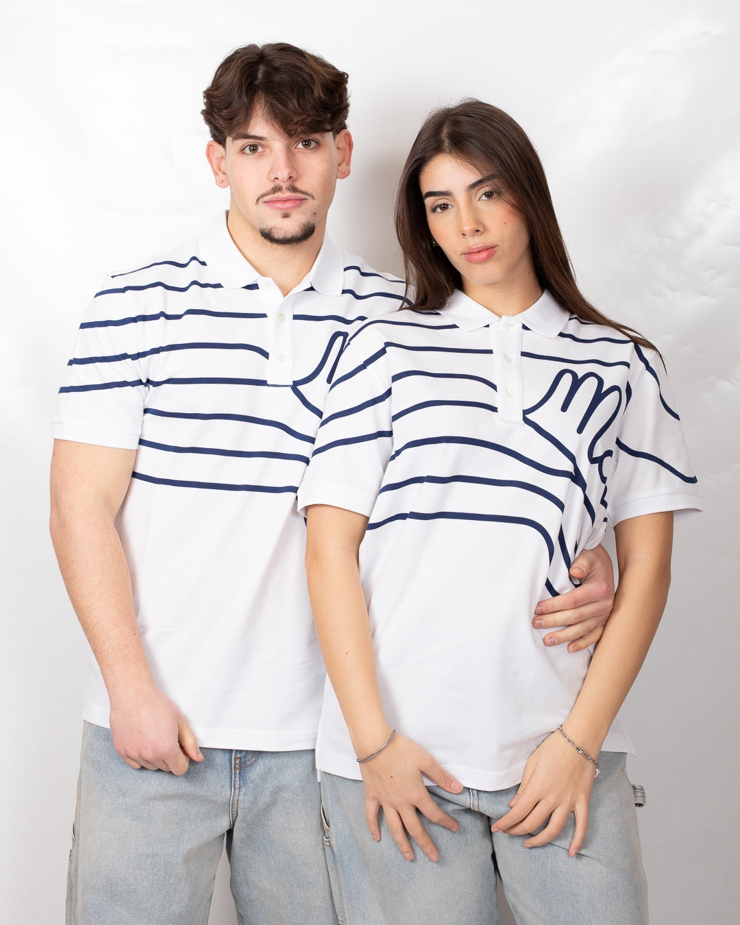 Polo Moschino in piquet con stampa a righe 