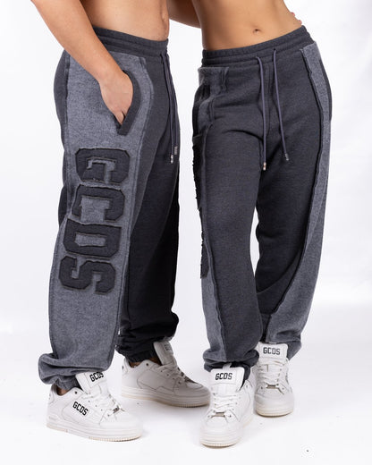 Pantalone sportivo GCDS con maxi logo 