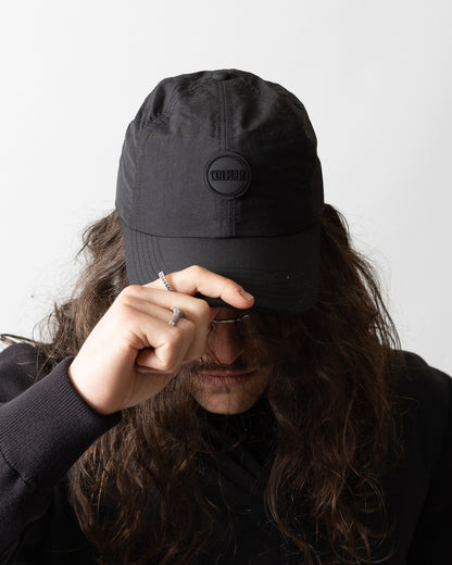 Cappello Colmar in nylon con visiera