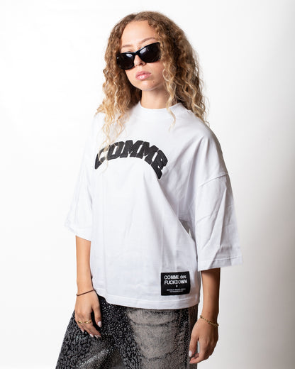T-Shirt Comme des Fuckdown con logo in pelle donna
