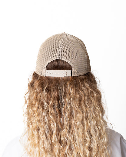 Cappello Gaelle in rete con ricamo