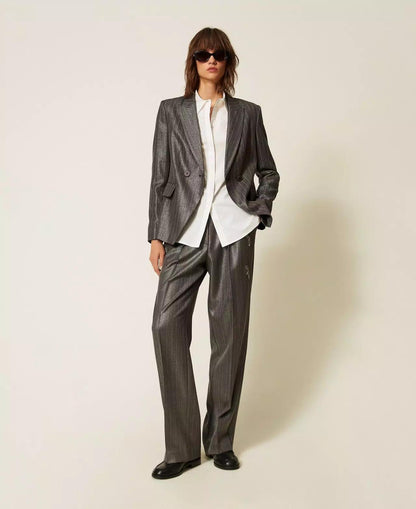 Giacca blazer Twinset Actitude doppiopetto gessato con finitura laminata