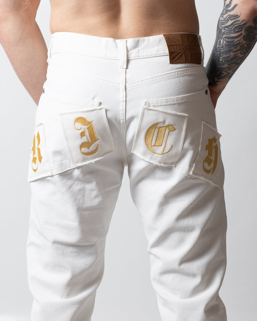 Jeans John Richmond straight con logo patch uomo