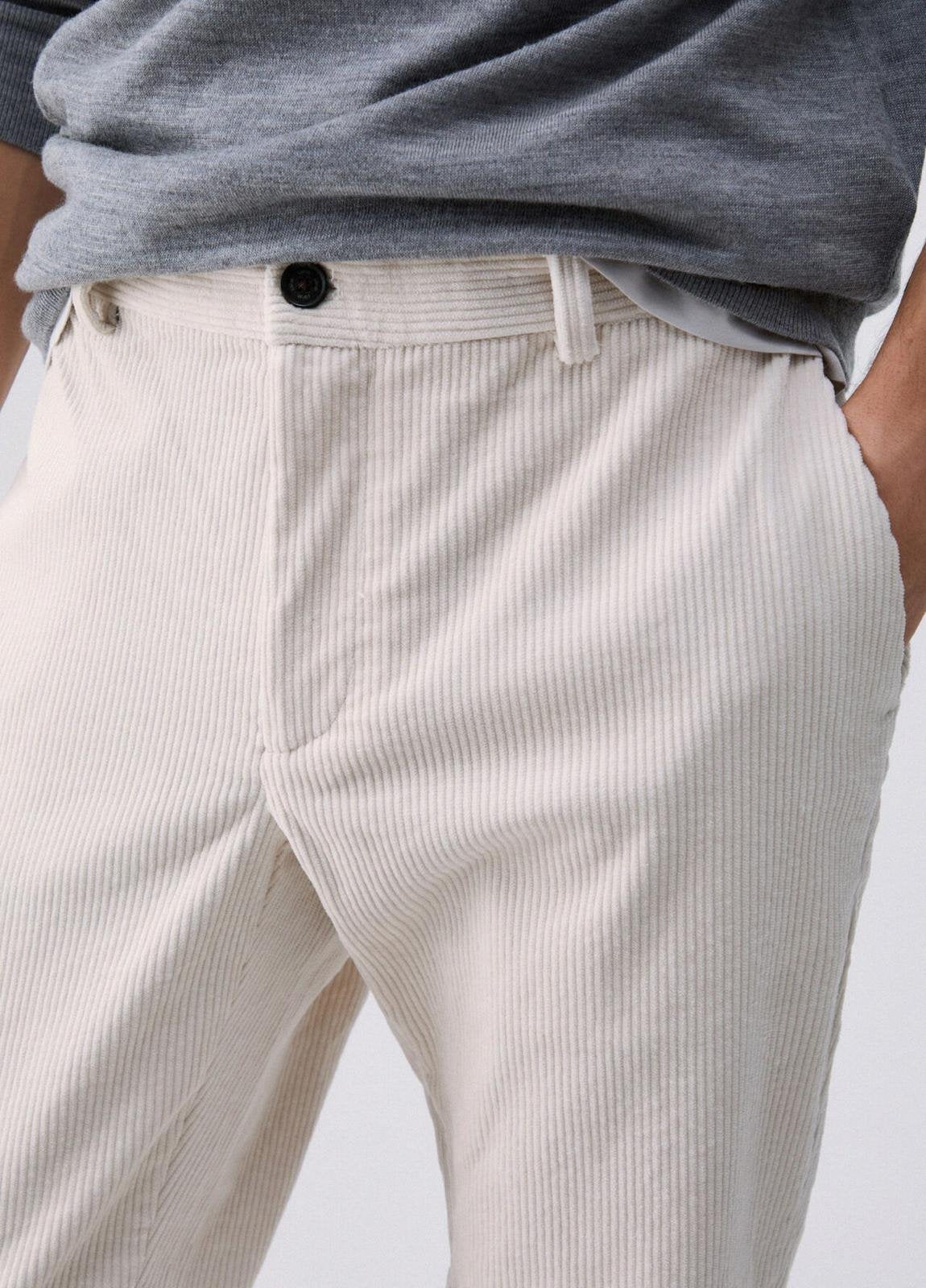 Pantalone Liu Jo in velluto a coste con logo metallico