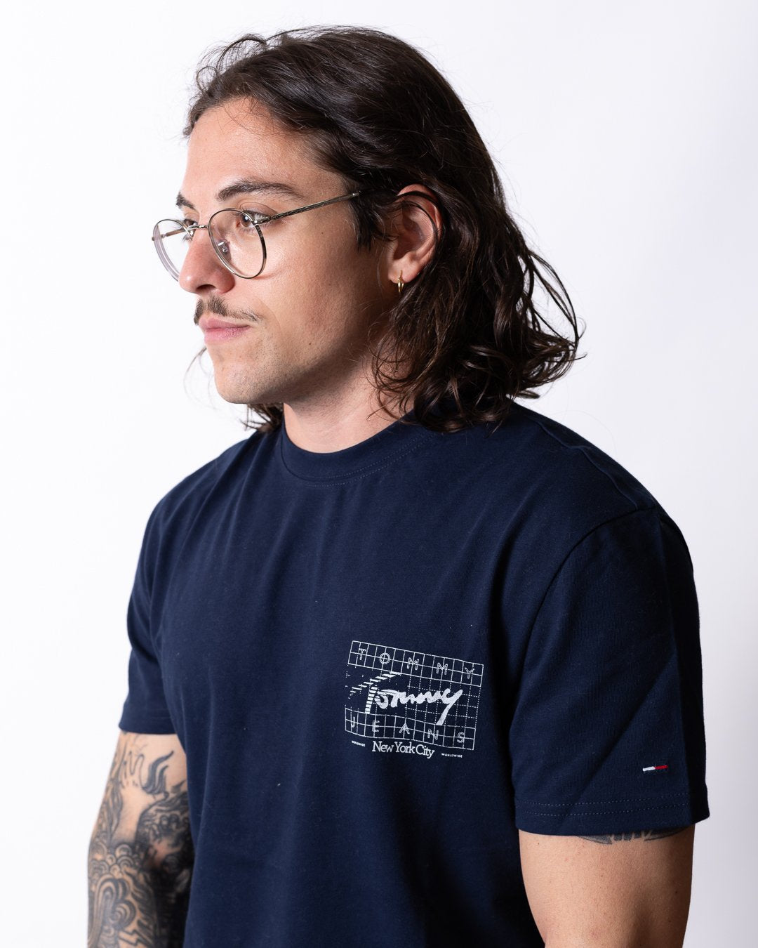 T-Shirt Tommy Jeans "Regular Signature Flag" uomo
