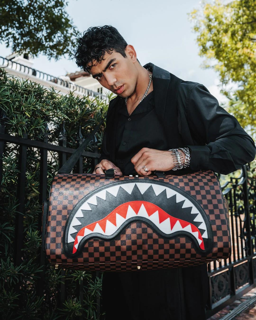 Borsone Sprayground marrone Sawtooth sharks in paris large duffle