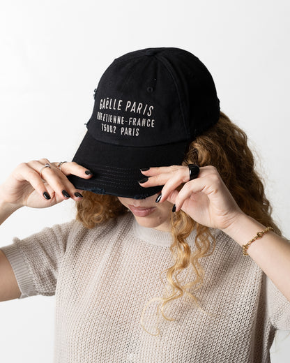 Cappello Gaelle con visiera e ricamo