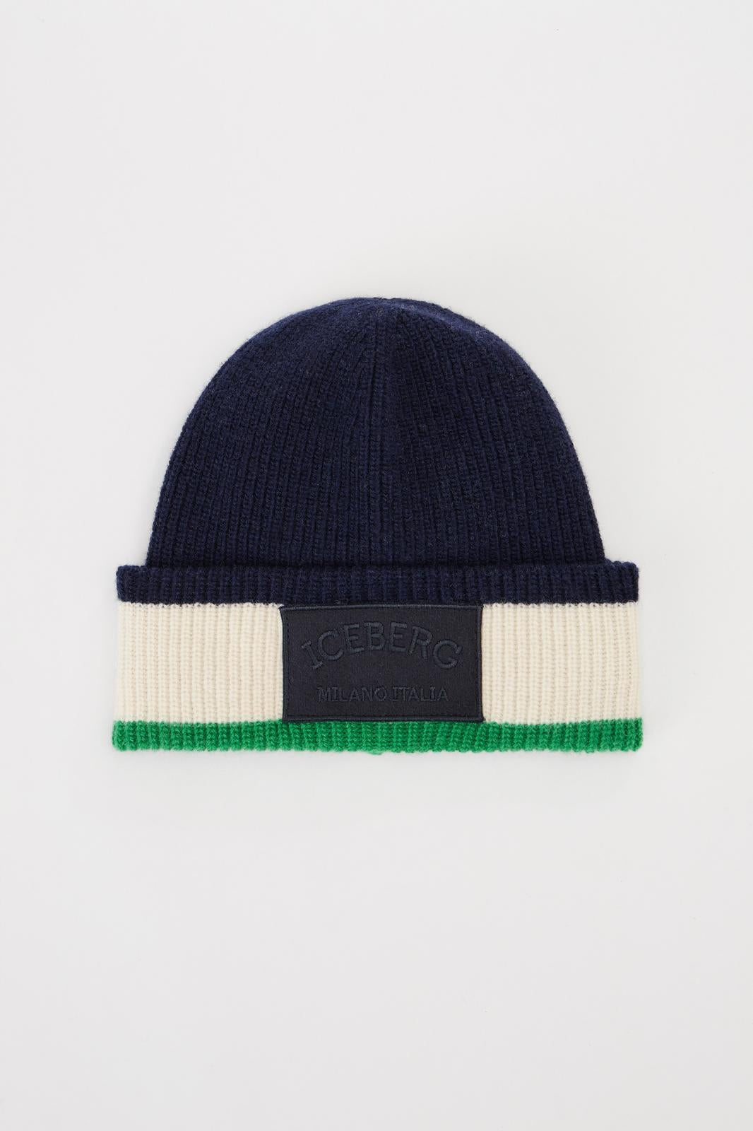 Cappello Iceberg con patch logata