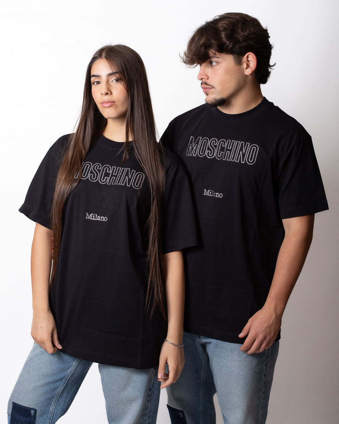 T-Shirt Moschino con logo strass