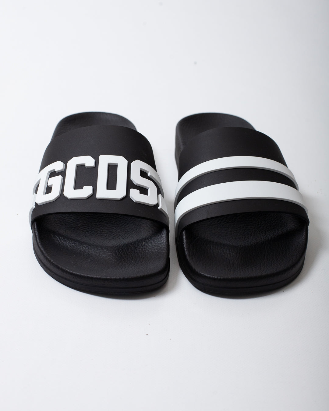 Ciabatte GCDS in gomma con logo in rilievo uomo
