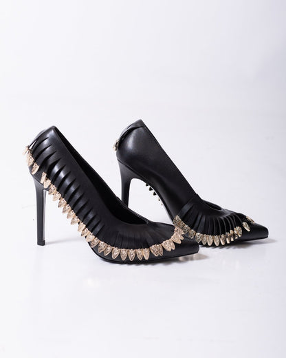 Tacchi Just Cavalli in pelle con frange e dettagli metallici oro