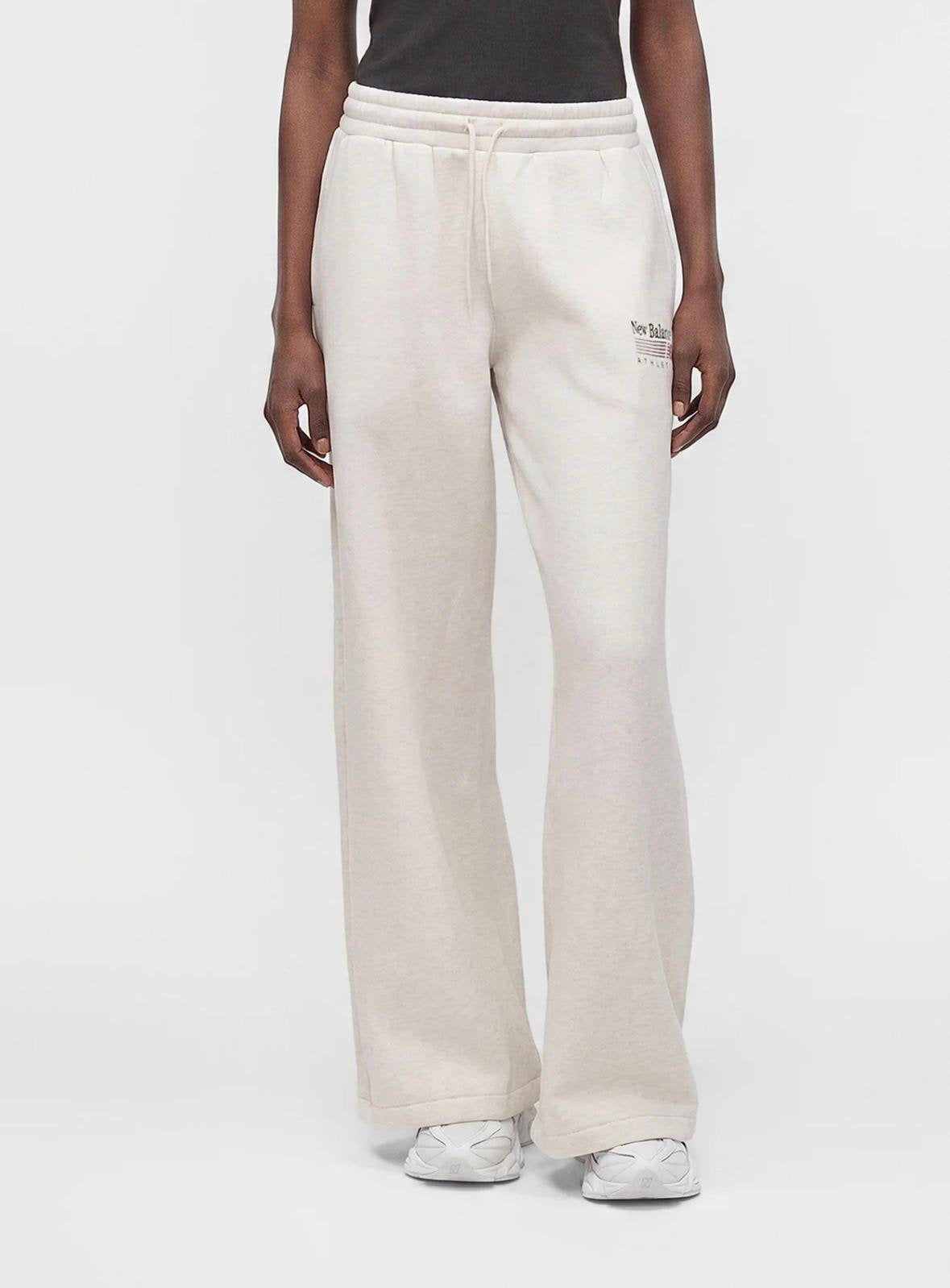 Pantalone New Balance con logo ricamato