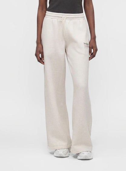 Pantalone New Balance con logo ricamato