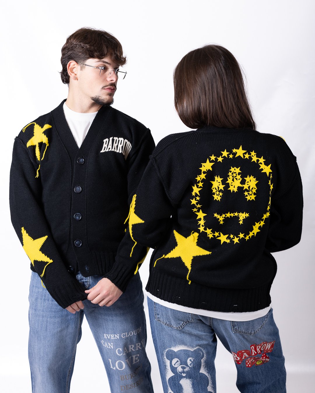 Cardigan Barrow in lana con stelle, rotture e logo ricamato