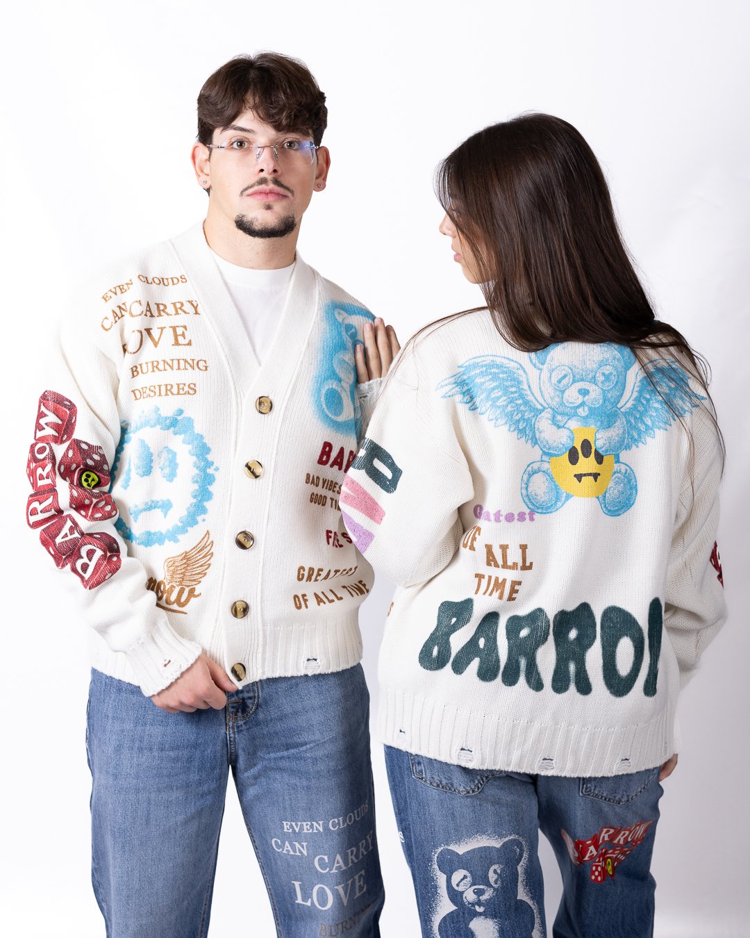 Cardigan Barrow in lana con stelle, rotture e logo ricamato