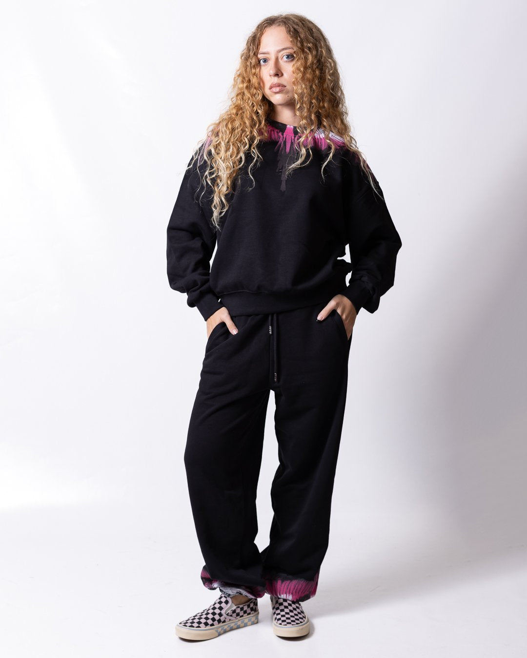 Pantalone County of Milan con grafica ali donna