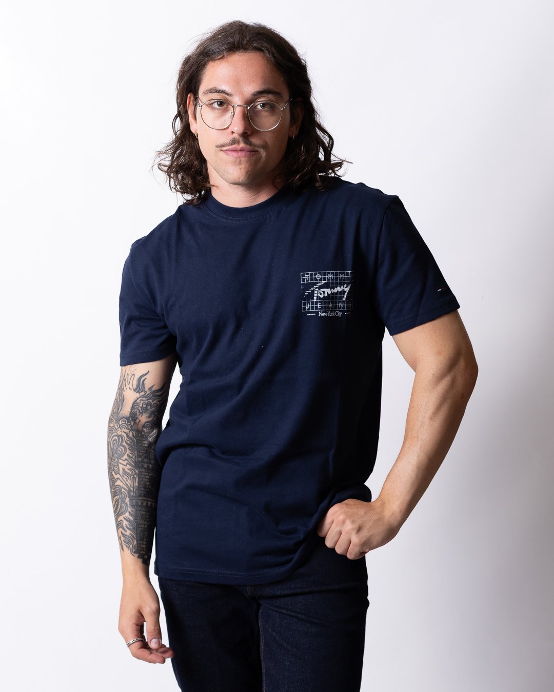 T-Shirt Tommy Jeans "Regular Signature Flag" uomo