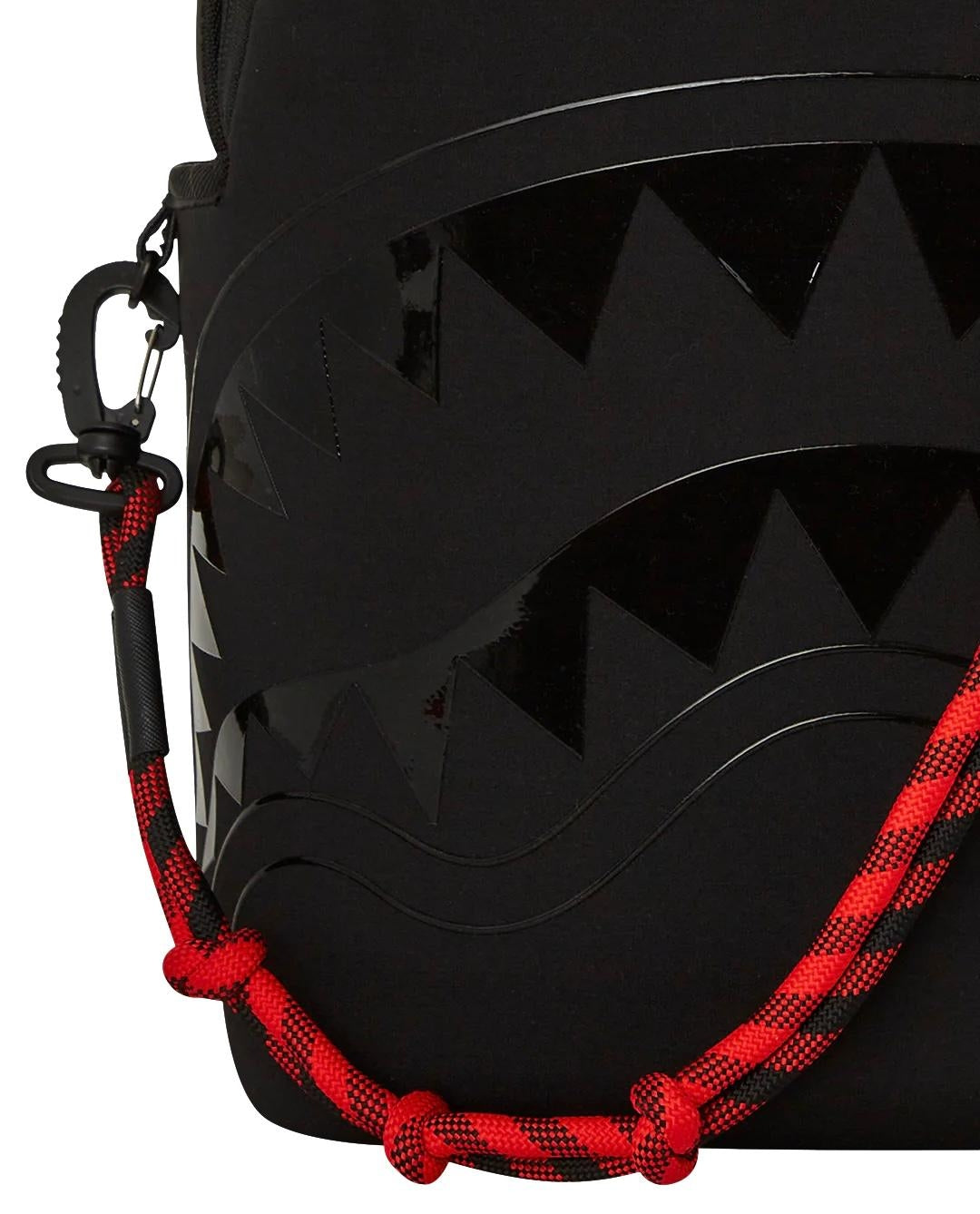 Zaino Sprayground nero Shark central kyushu mountain dlxsv backpack