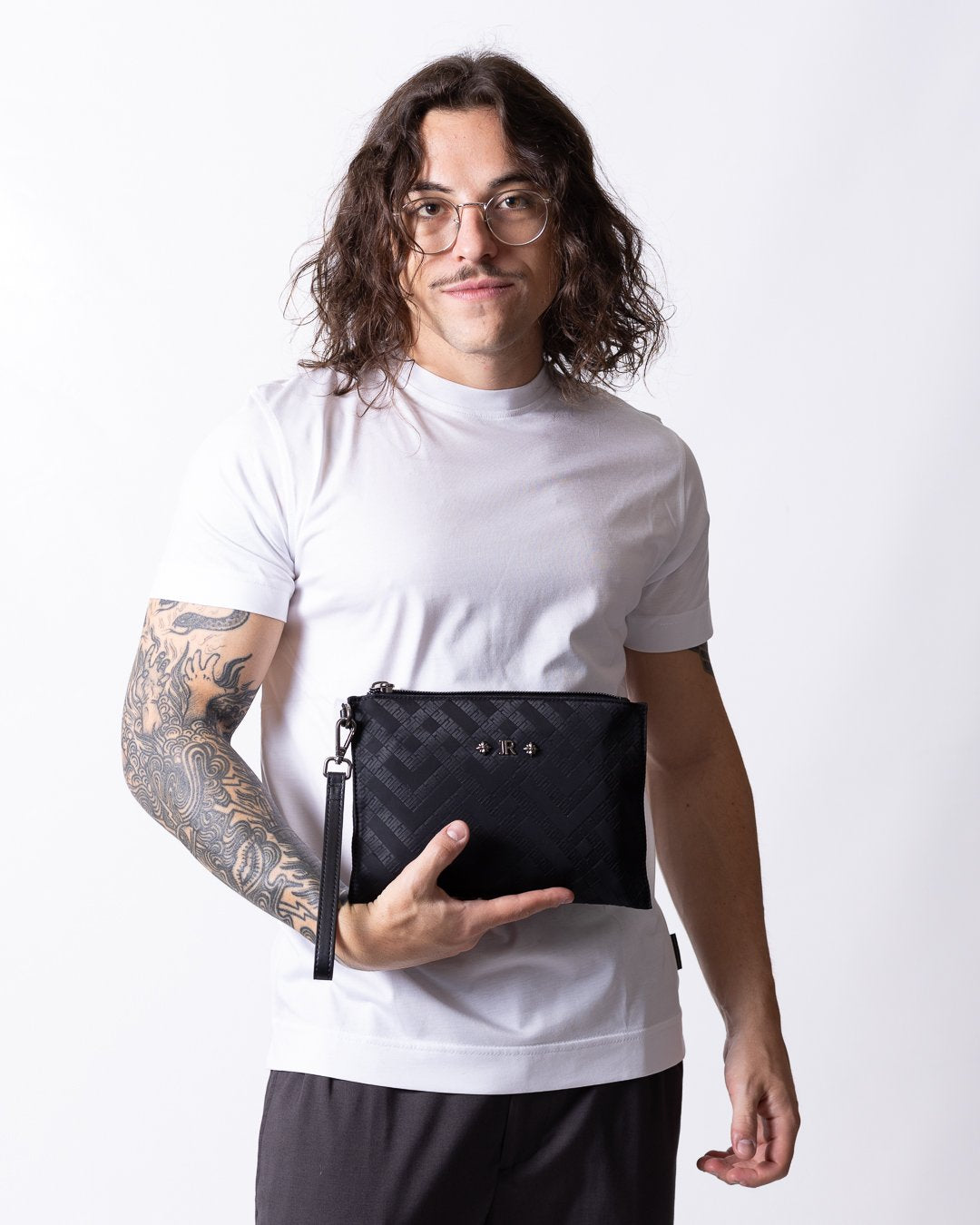 Pochette John Richmond in tessuto con logo all-over "JR"