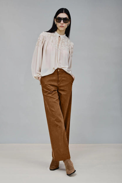 Pantalone Nenette straight con catena oro
