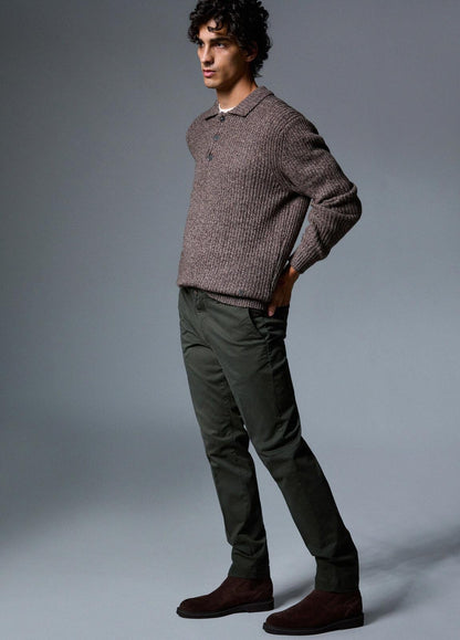 Pantalone Liu Jo "Chino" con logo metallico