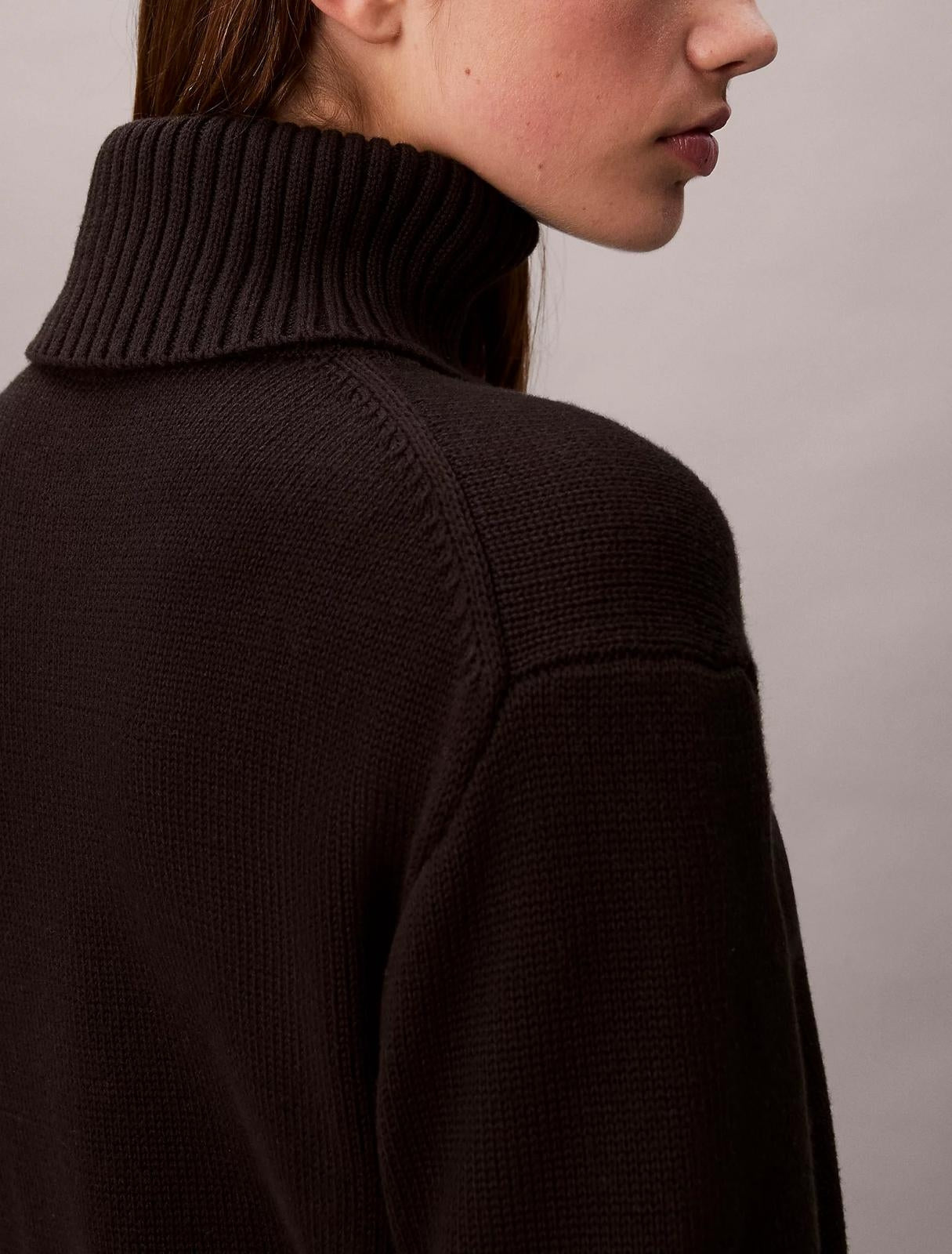 Maglia Calvin Klein dolcevita con logo in spugna donna